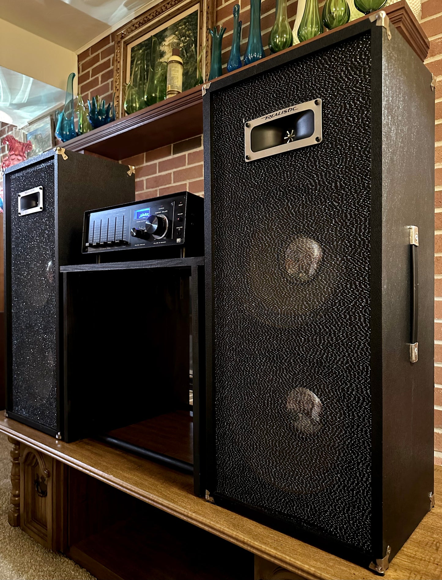 Realistic PA Sound System, Amplifier/Mixer + Bluetooth & 160-Watt Stage Speakers W/Cables!!